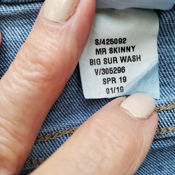 Banana Republic Mid Rise Mr. Skinny Raw Hem Ripped Knee Jeans Big Sur Wash 29 - Picture 6 of 12